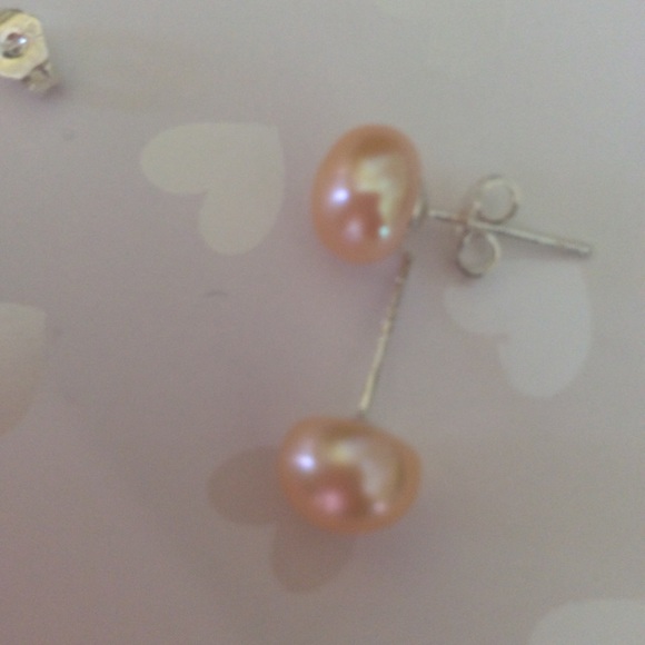Freshwater 8mm Pink Pearl Stud Sterling Silver Earrings - Picture 4 of 4